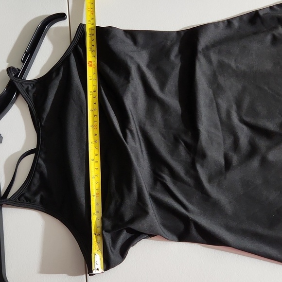 Cool Run Dress Womens Size S Black Racerback Athletic Built-in Bra - Picture 7 of 9